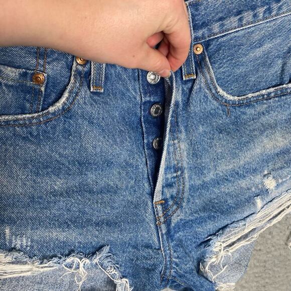 Levis 501 womens BIG E high waisted jean denim shorts distressed button fly 26 - Picture 5 of 11